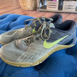 Olive Green Cactus Nike Metcon 3s